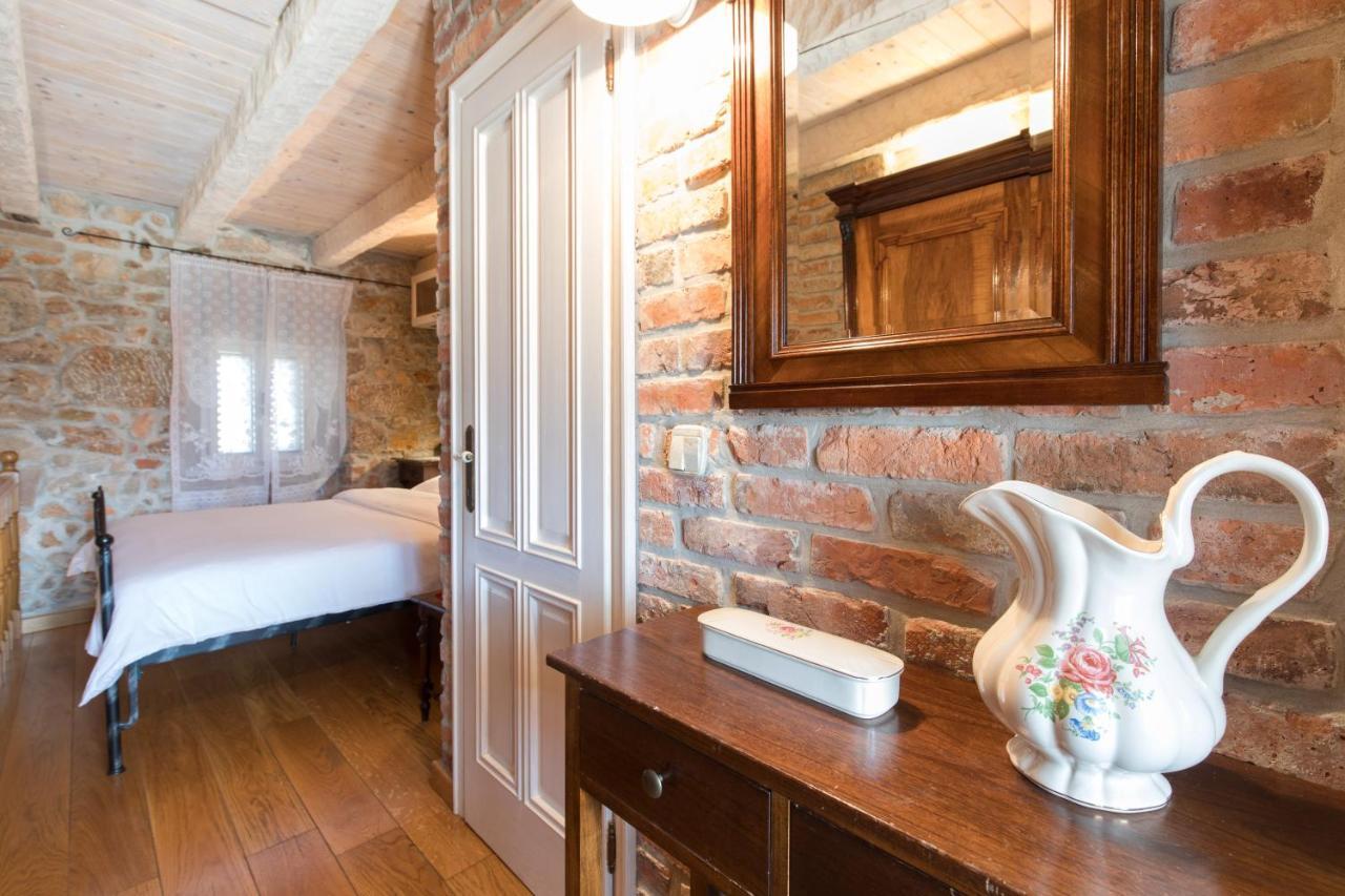 Holiday Home Bozanic Vrbnik Kültér fotó