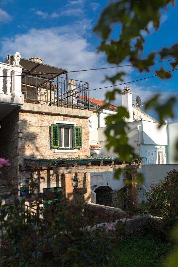 Holiday Home Bozanic Vrbnik Kültér fotó